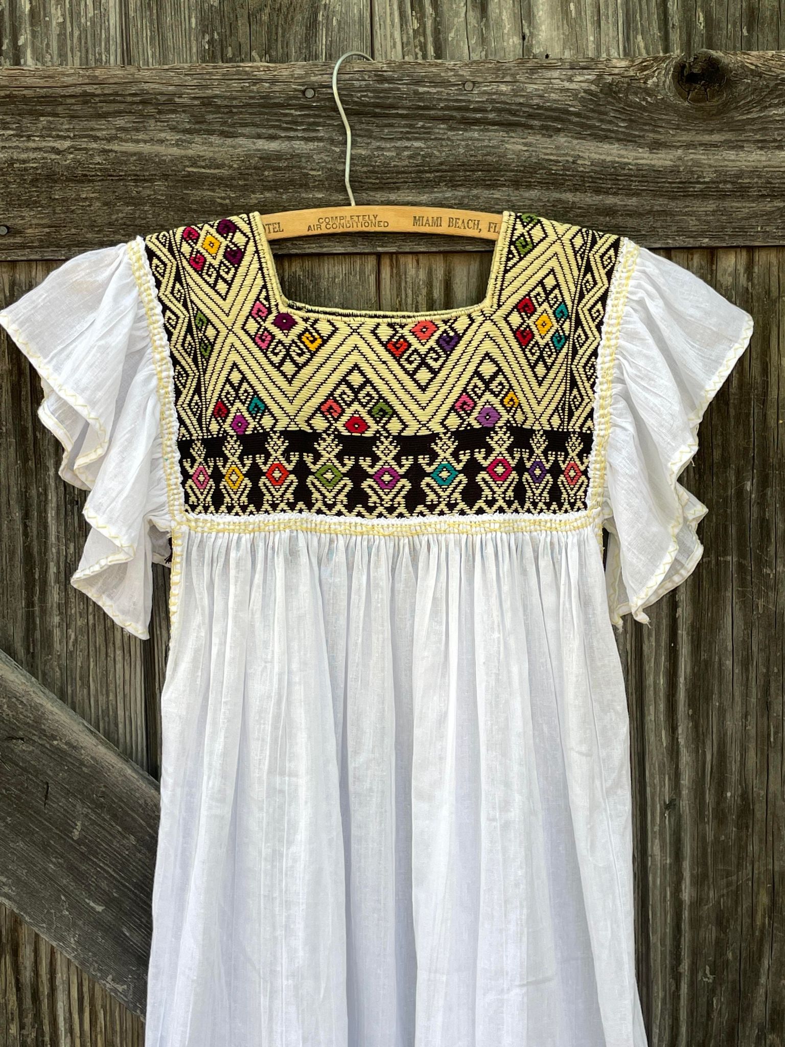 Handmade Chiapas Dress (White)