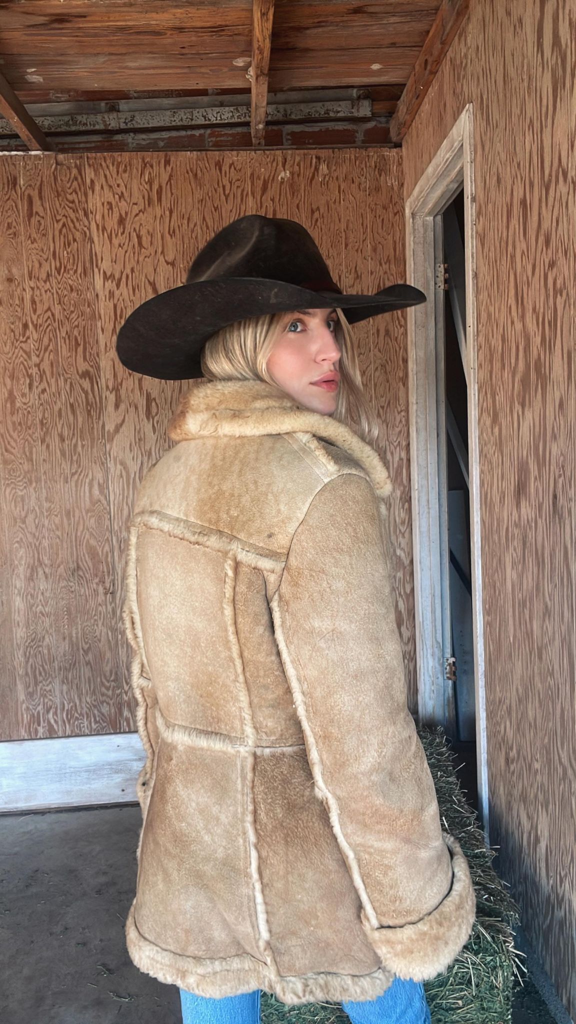 Vintage Sheepskin Cowgirl Coat - ladies XS