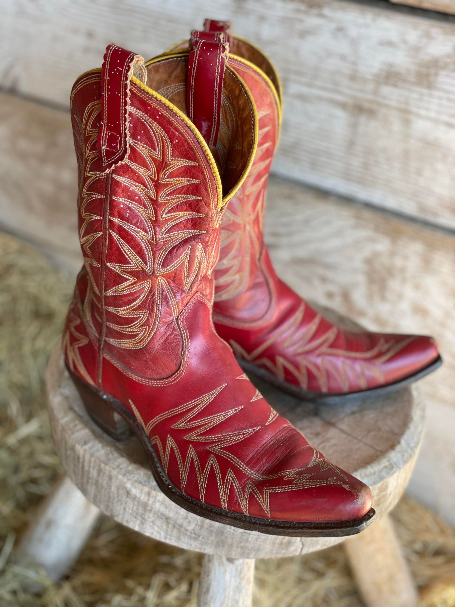 Vintage Ladies Cowboy Boots (ladies 6)