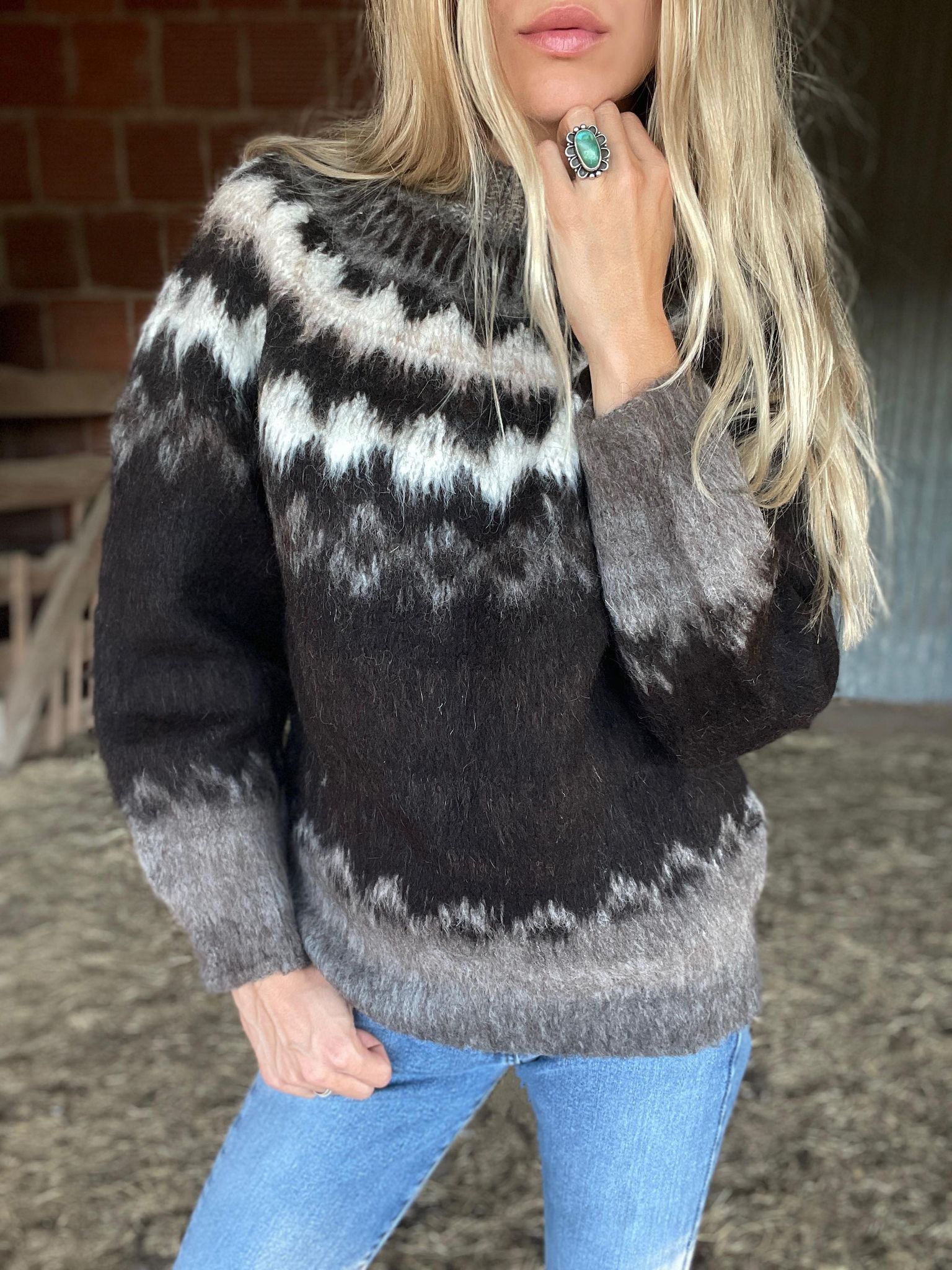 Vintage Alpaca Sweater (S-M)